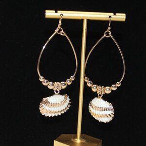 NWT Gold Tone and Shell Dangle Loop Earrings
